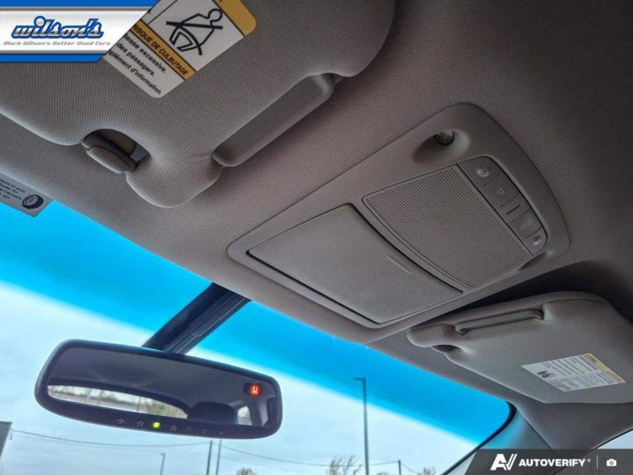 2014 Nissan Pathfinder SL 4WD | Leather | Heated Wheel + Seats | Rear Camera | Remote Start | Bluetooth | and More ! Photo