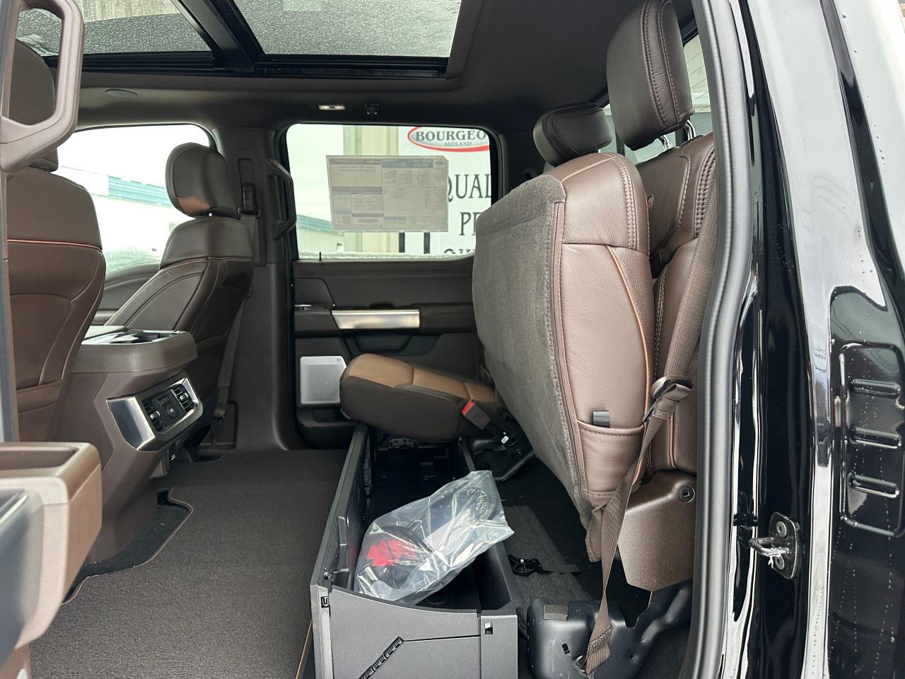 2026 Ford F-250 Super Duty SRW KING RANCH 4WD CREW CAB 6.75' BOX Photo