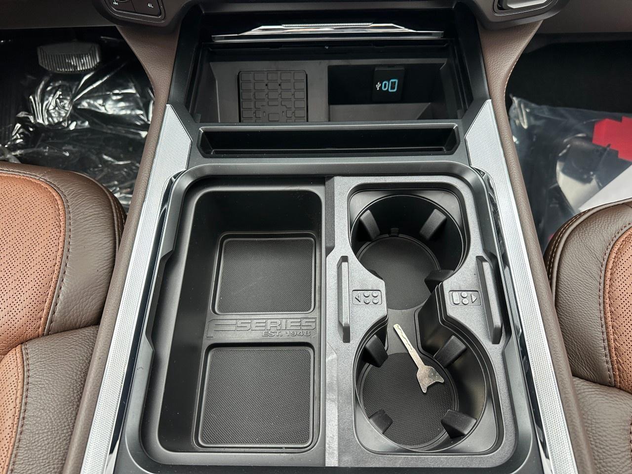 2026 Ford F-250 Super Duty SRW KING RANCH 4WD CREW CAB 6.75' BOX Photo