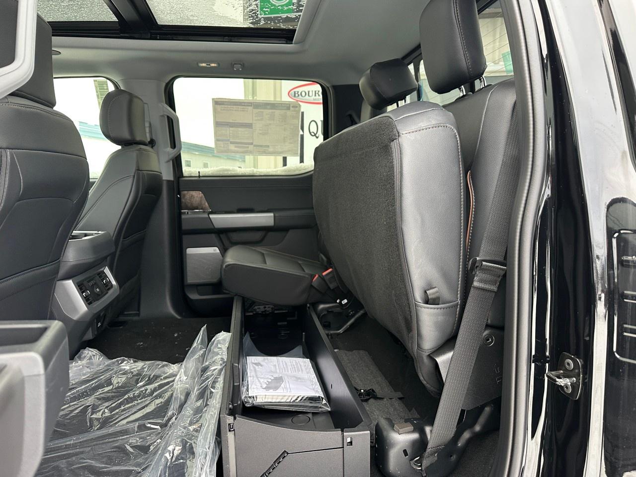 2026 Ford F-250 Super Duty SRW LARIAT 4WD CREW CAB 6.75' BOX Photo