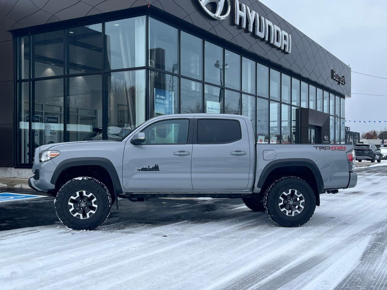 2021 Toyota Tacoma 4x4 Double Cab Auto SB Nightshade Photo2