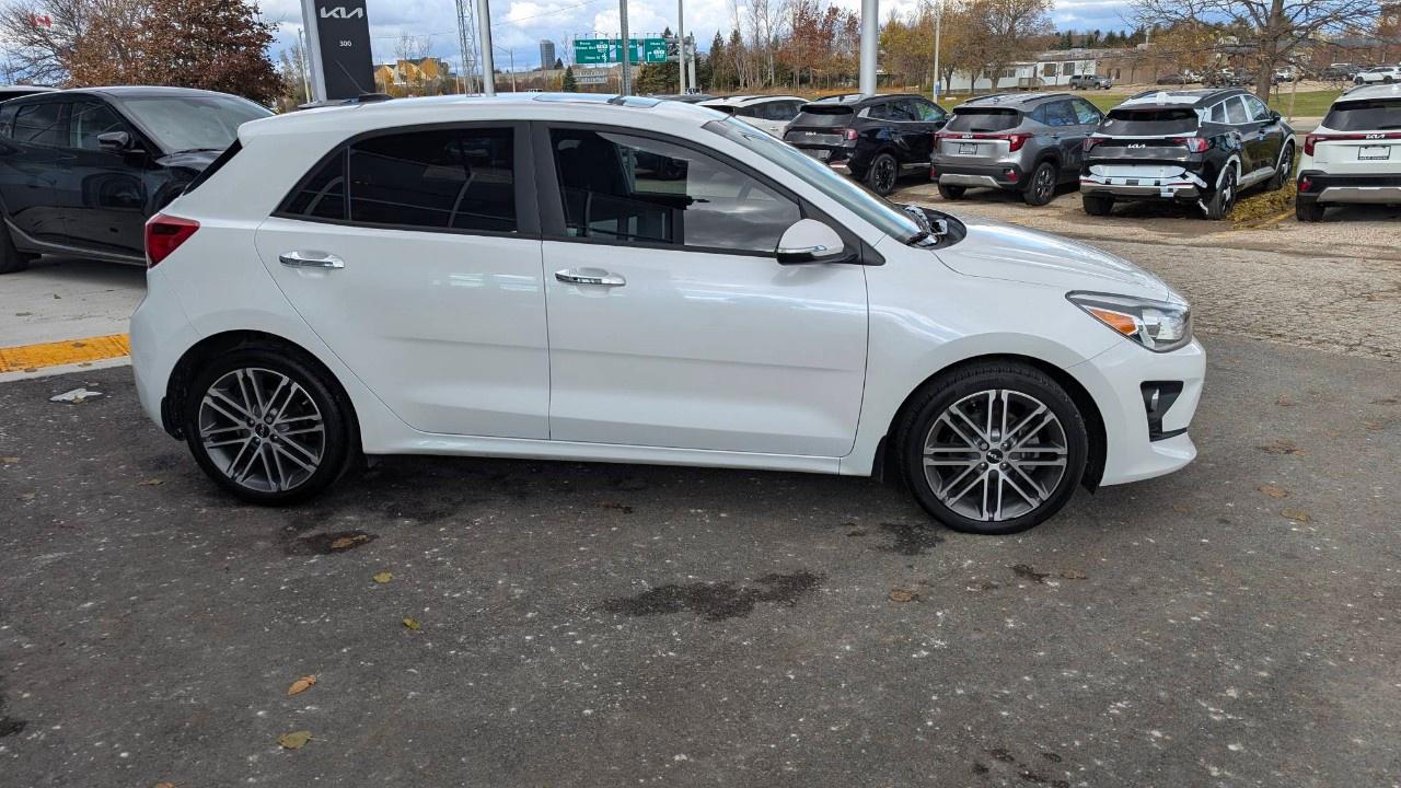 2023 Kia Rio 5-Door EX PREMIUM IVT Photo