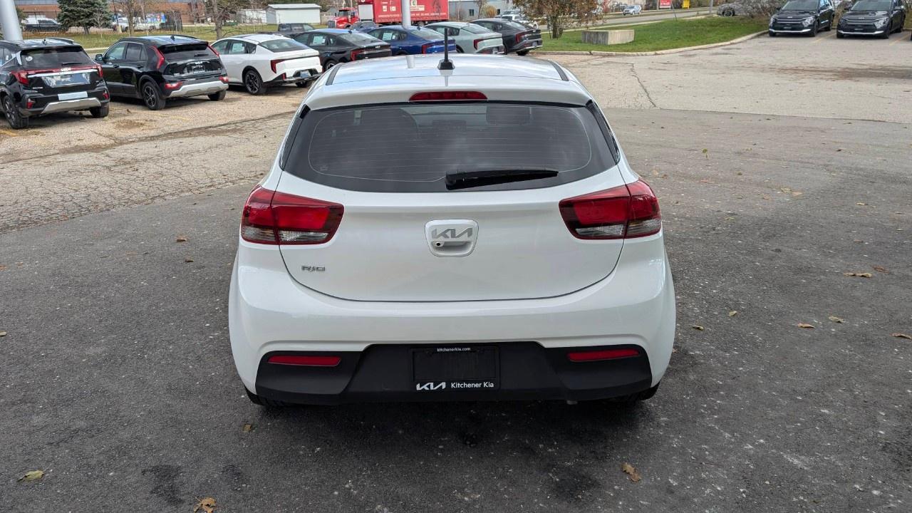 2023 Kia Rio 5-Door EX PREMIUM IVT Photo