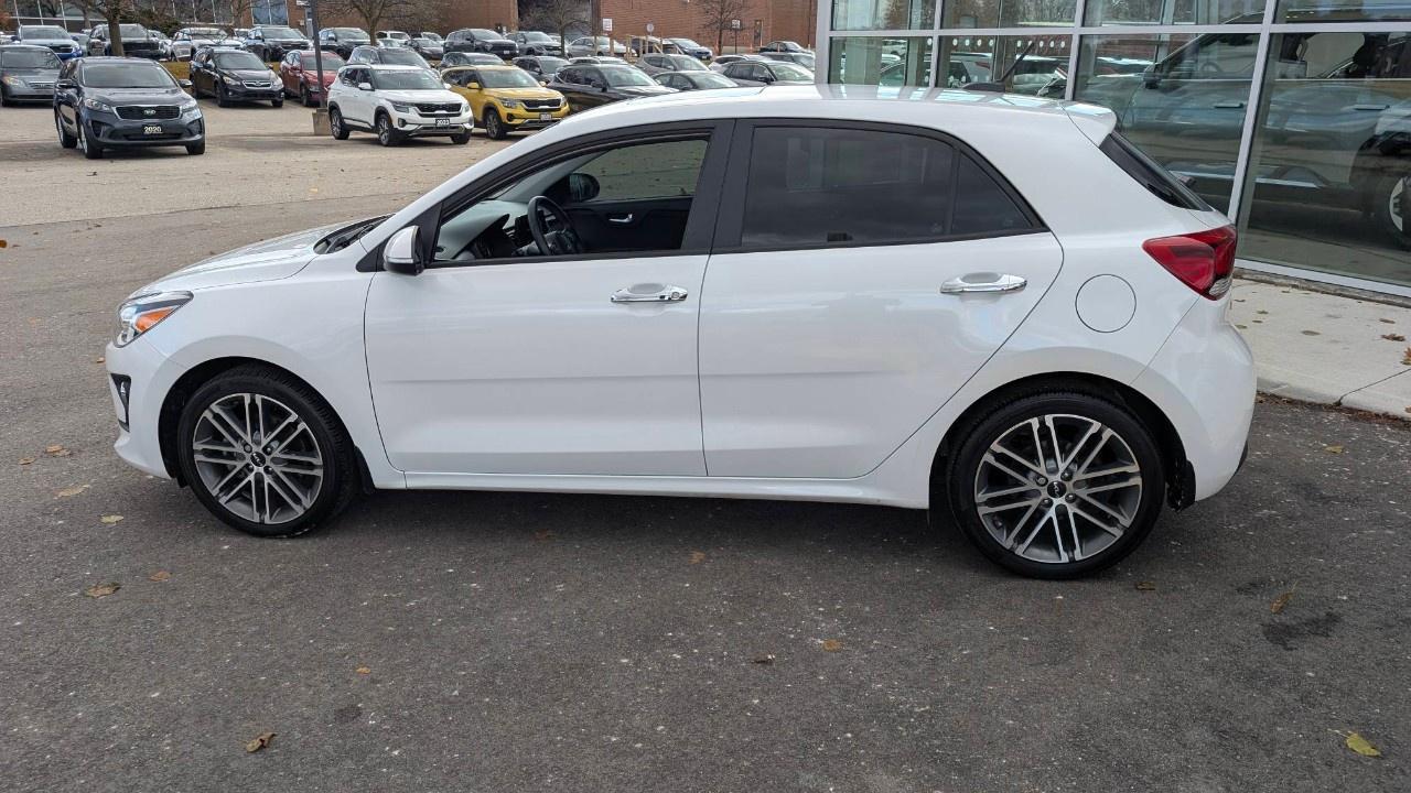 2023 Kia Rio 5-Door EX PREMIUM IVT Photo