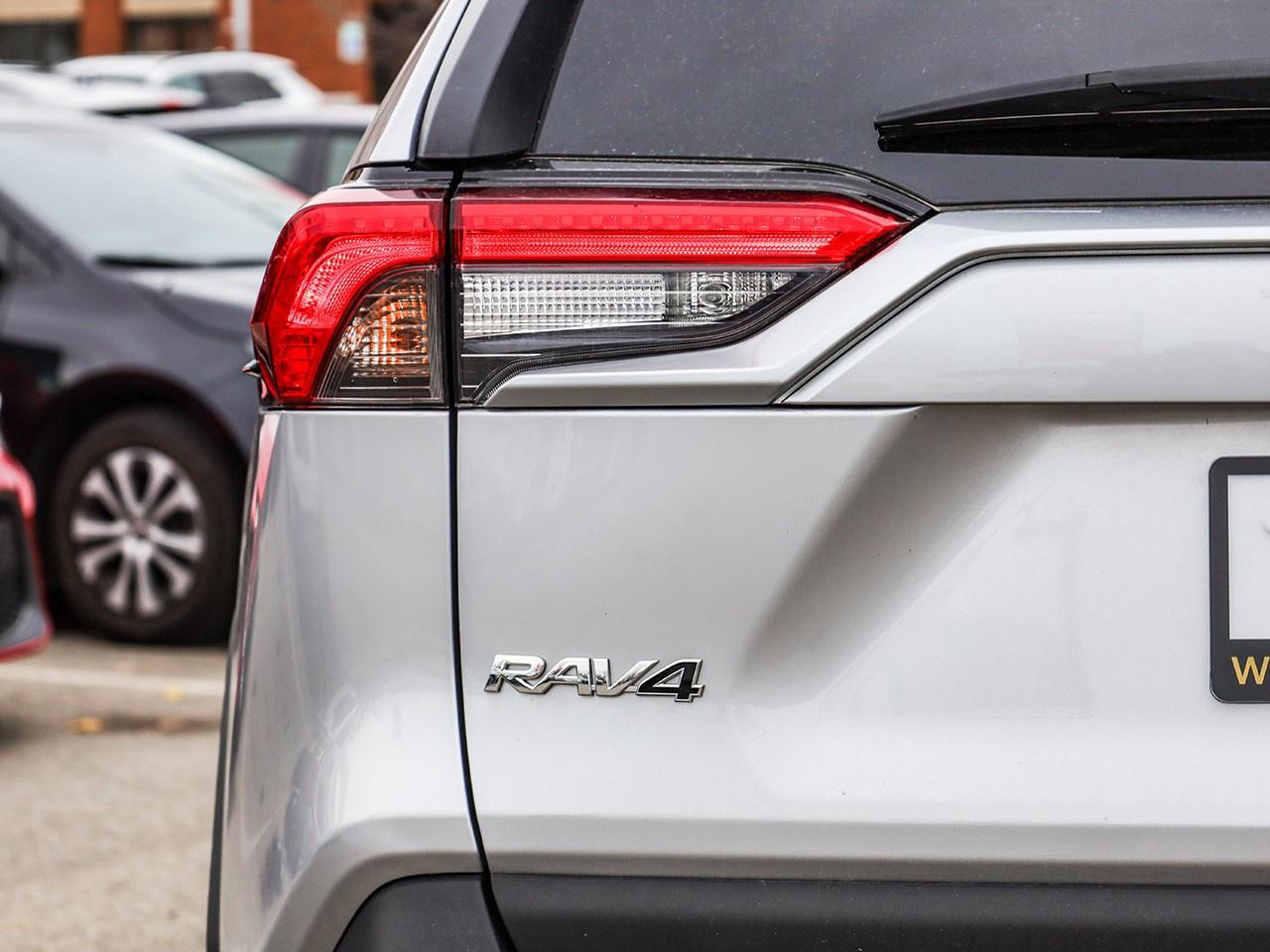 2024 Toyota RAV4 LE Photo