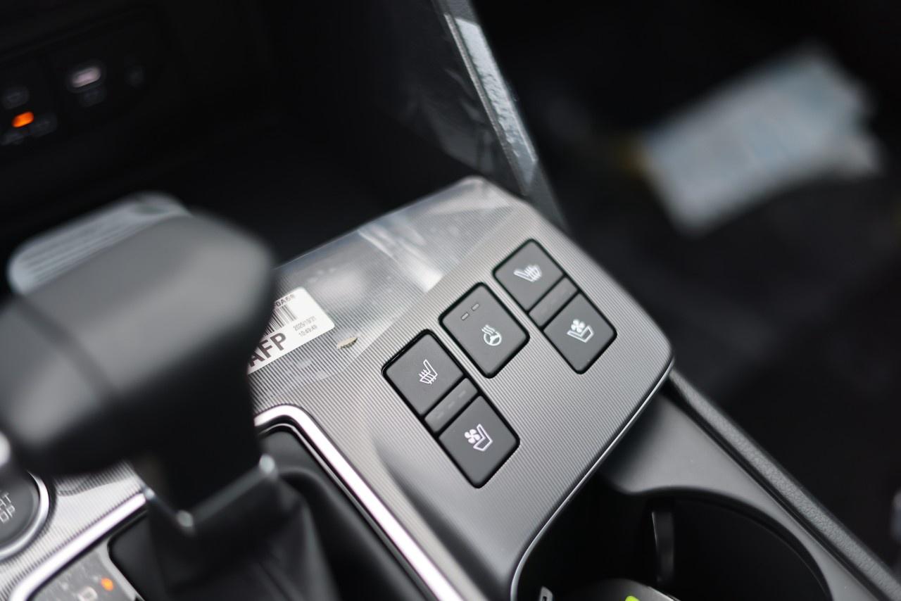 2026 Kia Sportage EX Premium AWD w/Black Interior Photo