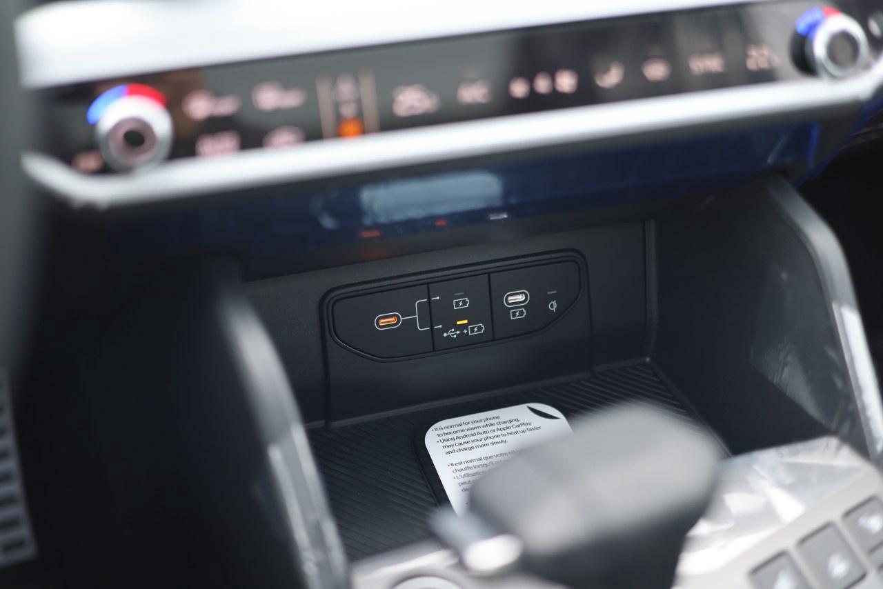 2026 Kia Sportage EX Premium AWD w/Black Interior Photo