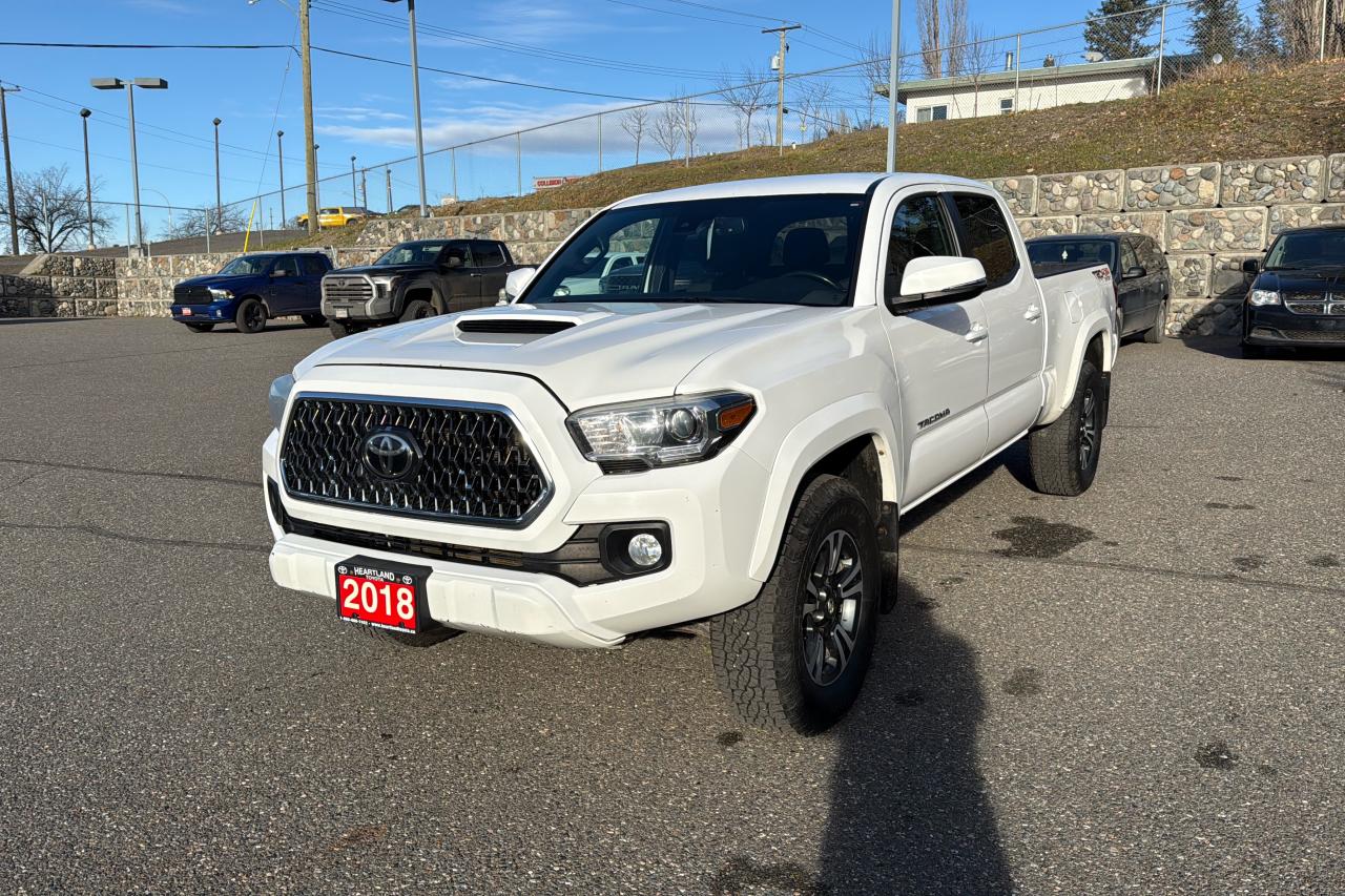2018 Toyota Tacoma 4X4 Doublecab V6 6A TRD Sport Photo2