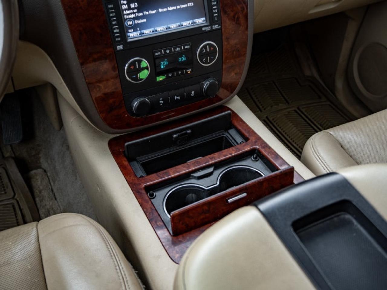 2013 Chevrolet Suburban LTZ Photo