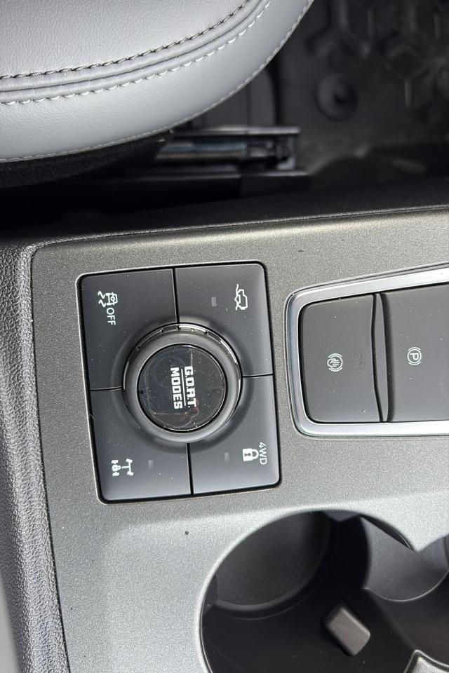 2025 Ford Bronco Sport BADLANDS, TECH PKG, POWER MOONROOF, REMOTE START Photo