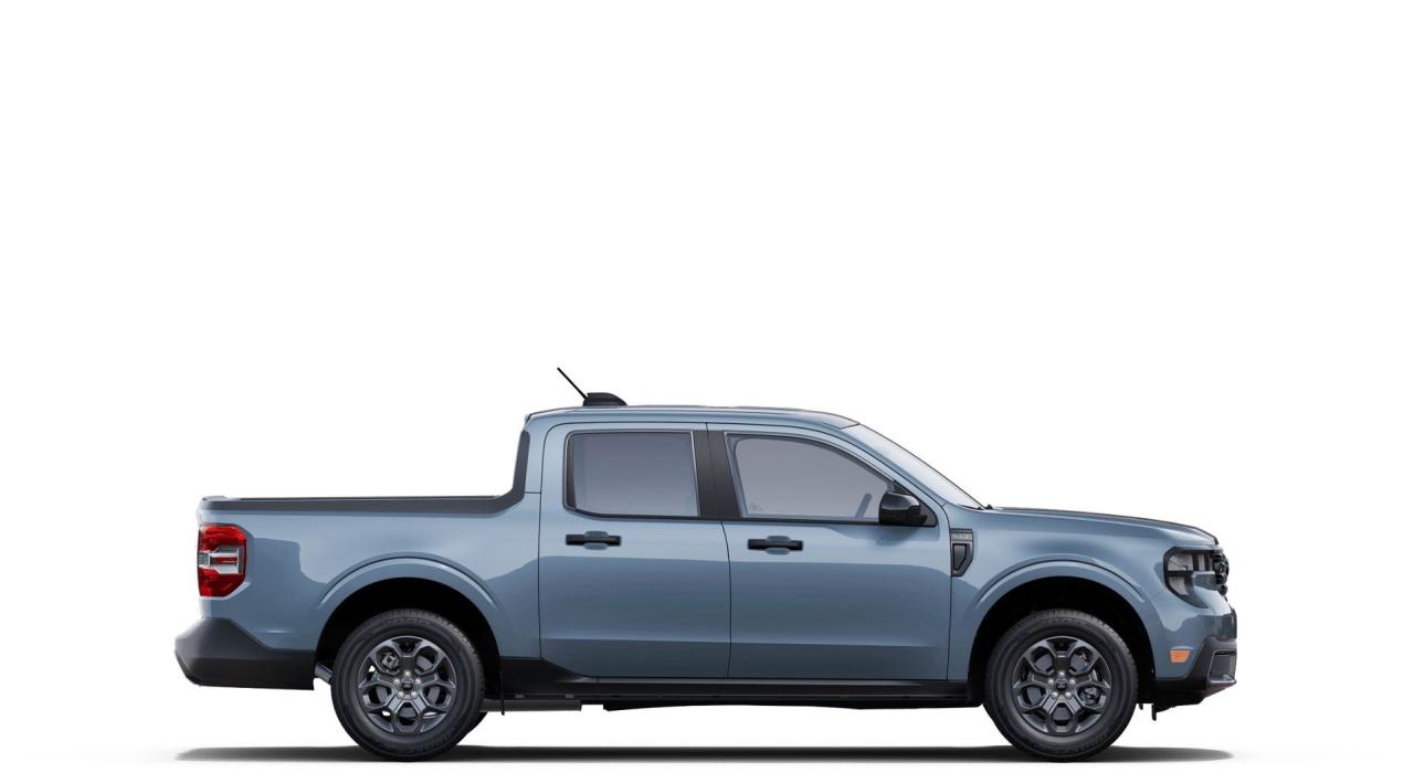 2025 Ford Maverick XLT AWD SuperCrew Photo4
