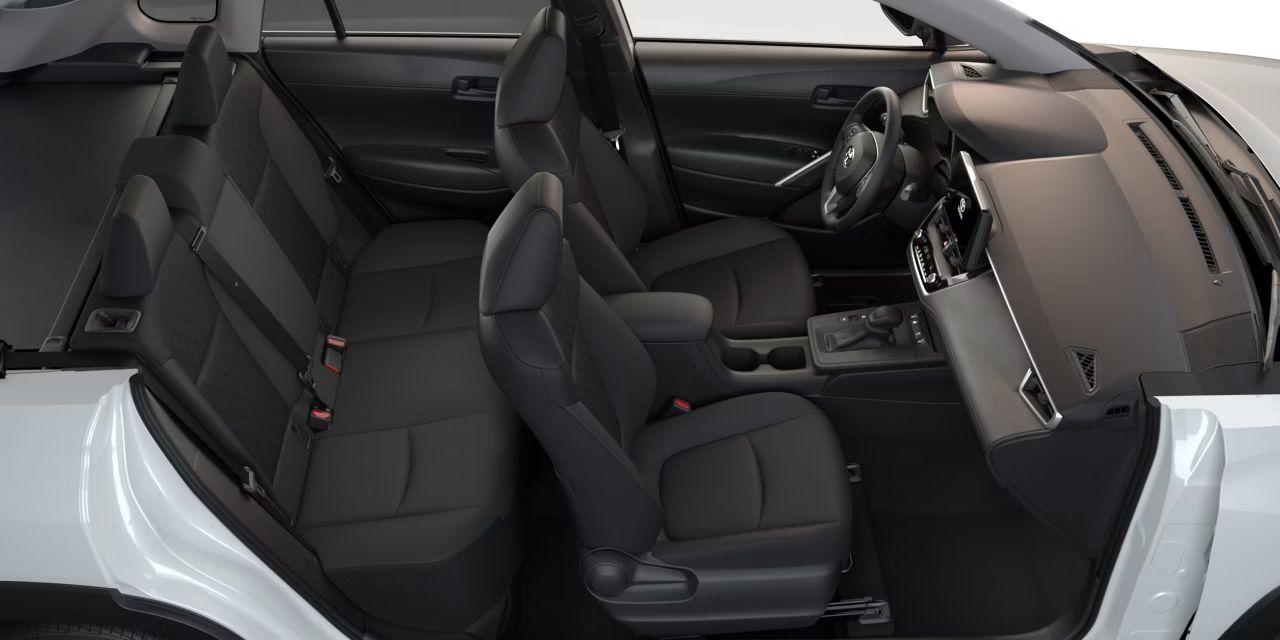 2026 Toyota Corolla Cross LE FWD Photo