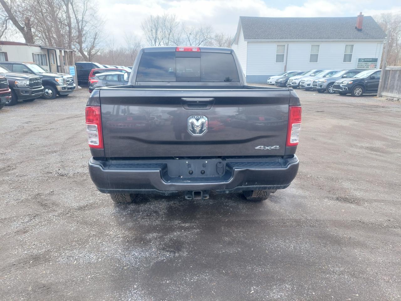 2019 RAM 2500 Big Horn 4x4 Crew Cab 6'4" Box Photo