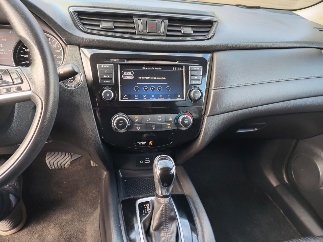 2016 Nissan Rogue S Photo