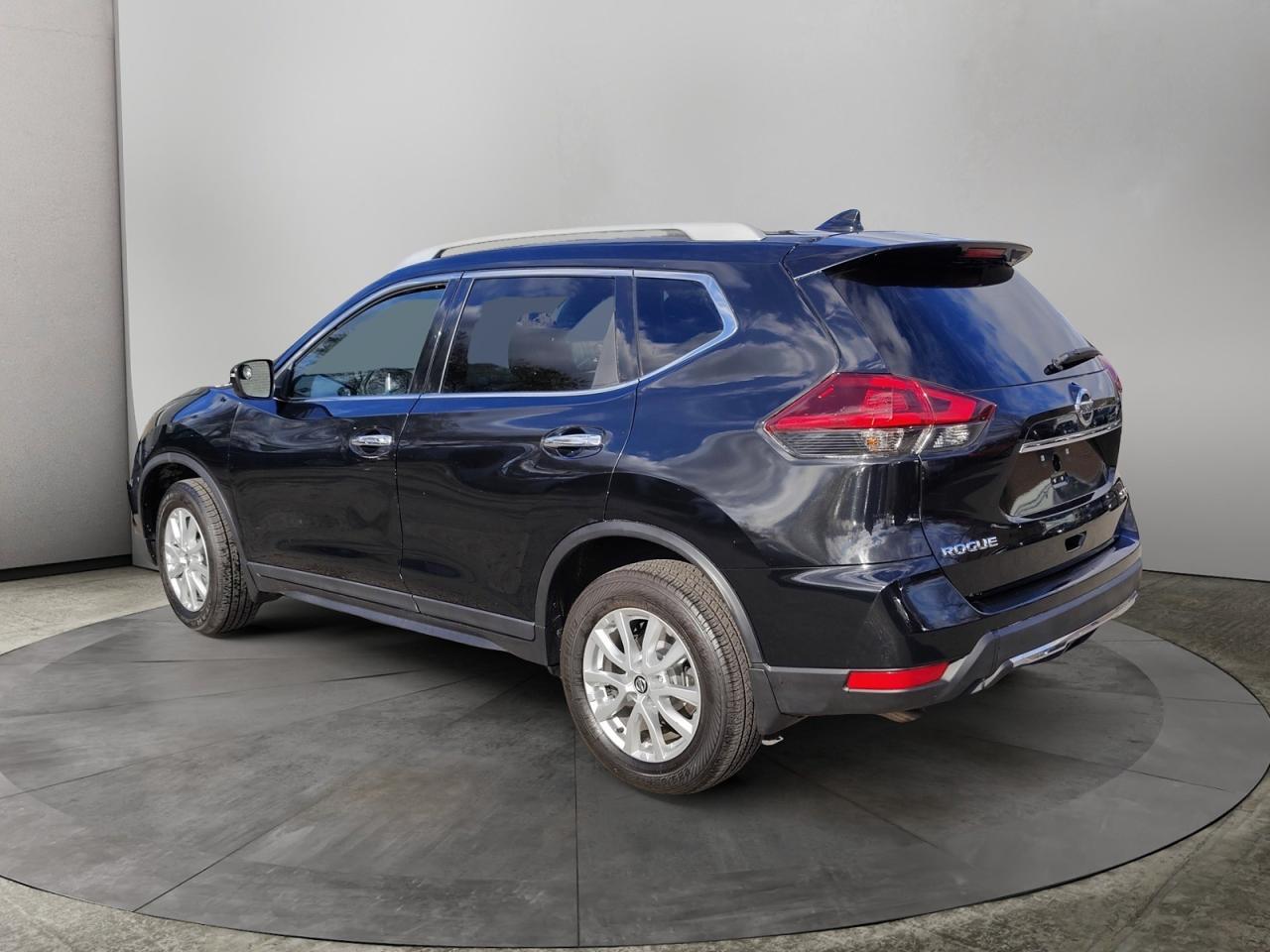 2016 Nissan Rogue S Photo