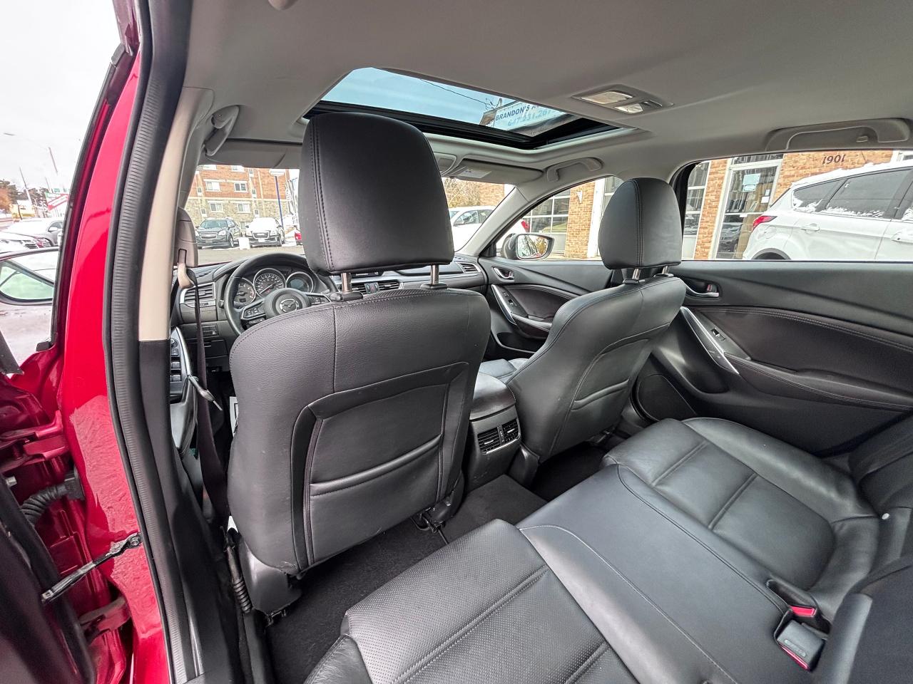 2017 Mazda MAZDA6 GS LOADED LOW KMS! - Photo #16