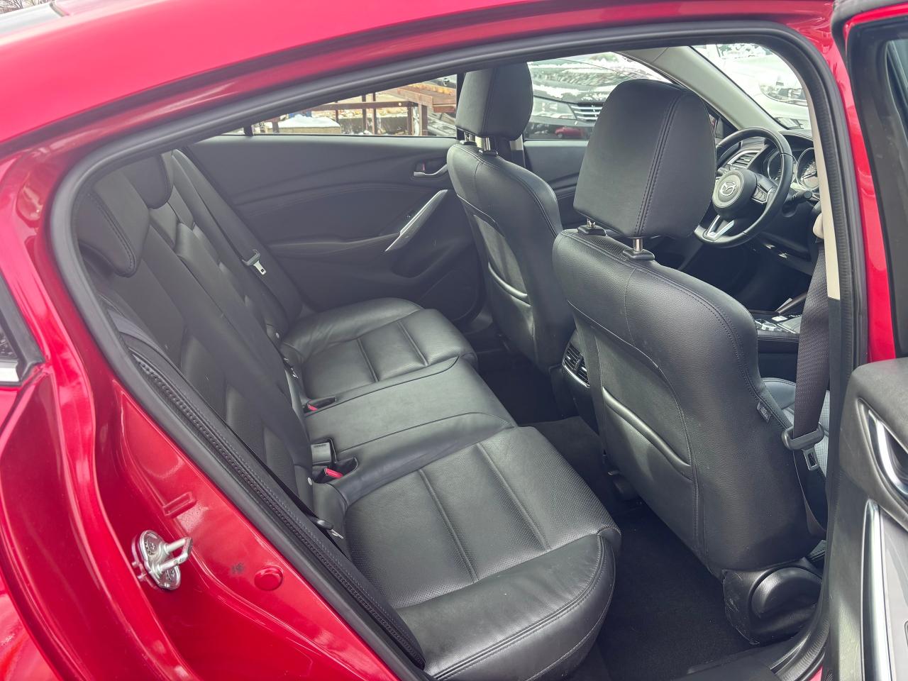 2017 Mazda MAZDA6 GS LOADED LOW KMS! - Photo #8