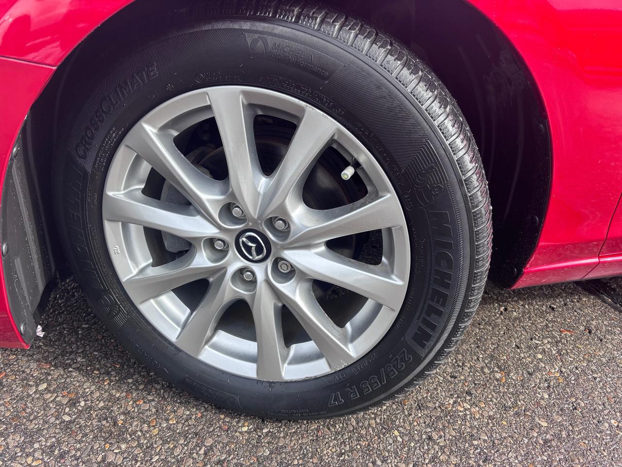 2017 Mazda MAZDA6 GS LOADED LOW KMS! - Photo #2