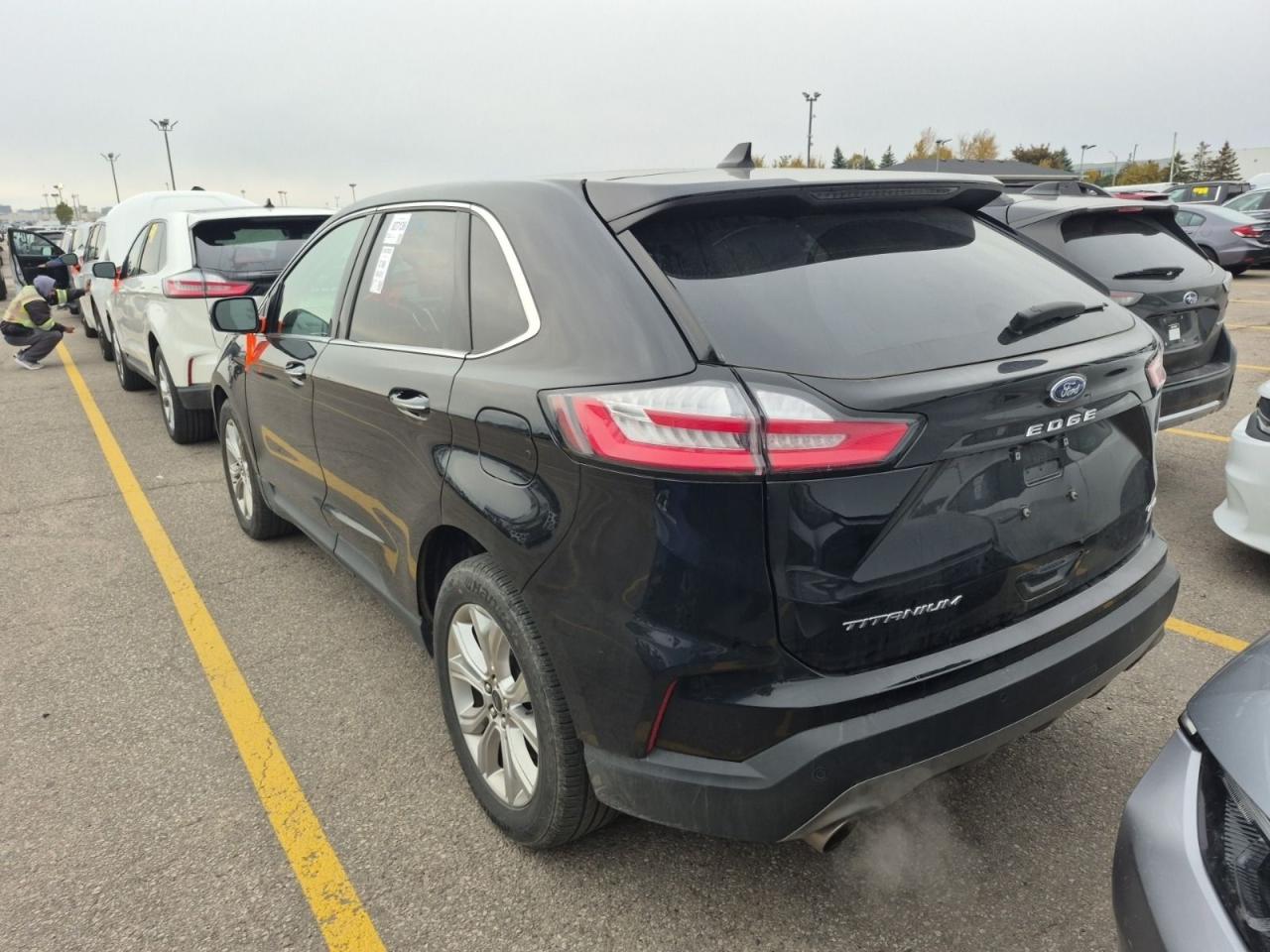 2024 Ford Edge Titanium Photo