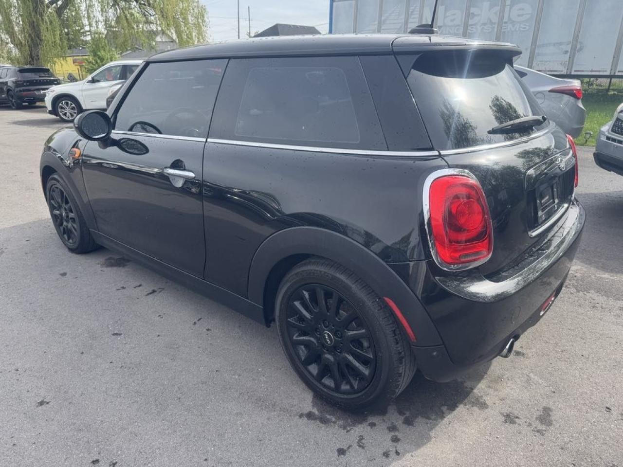 2019 MINI Cooper COOPER - Photo #8