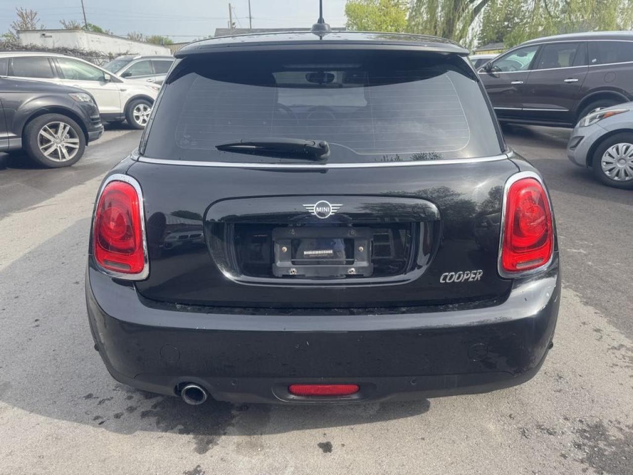 2019 MINI Cooper COOPER - Photo #10