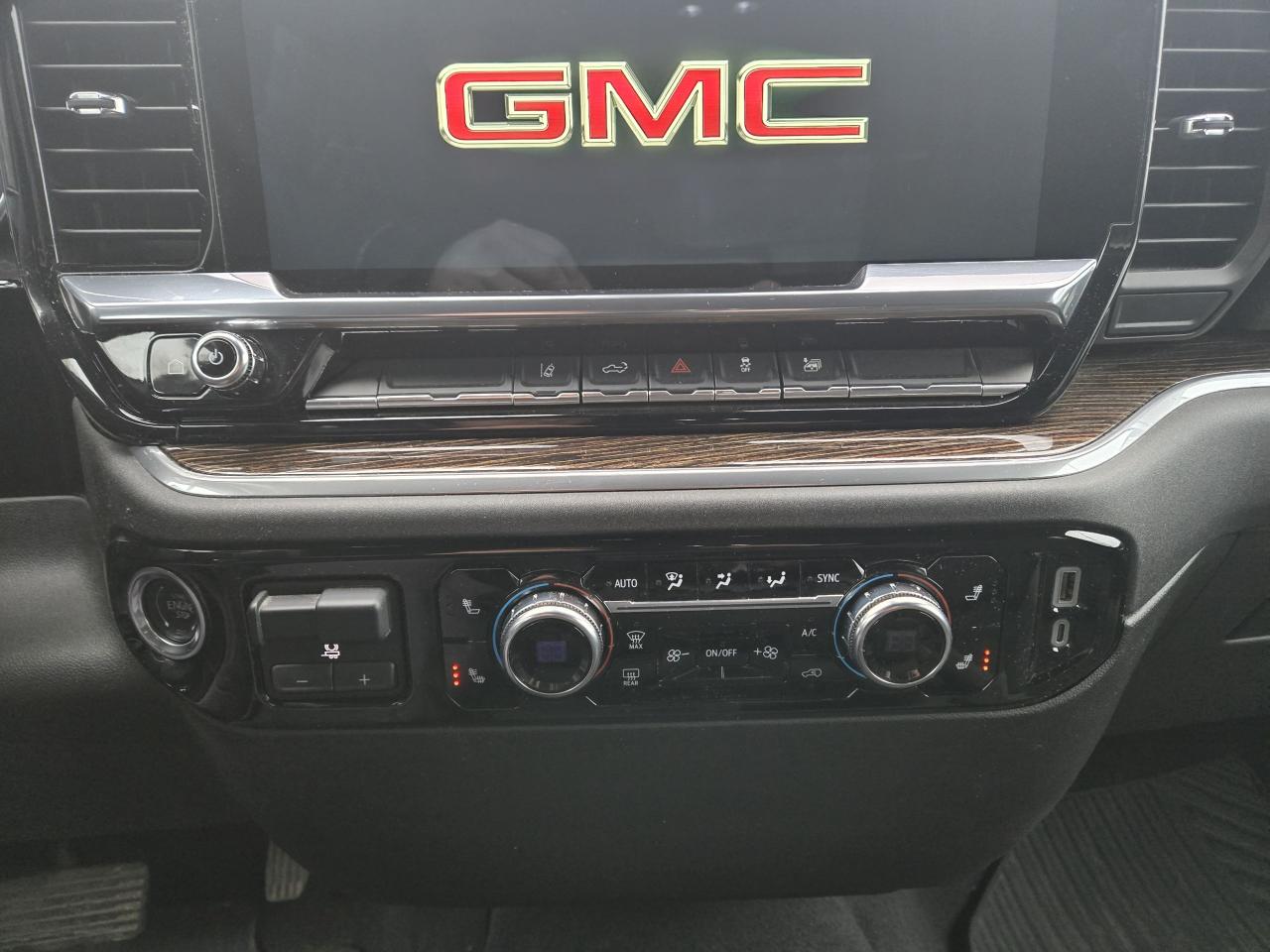 2024 GMC Sierra 2500 SLE - Photo #11