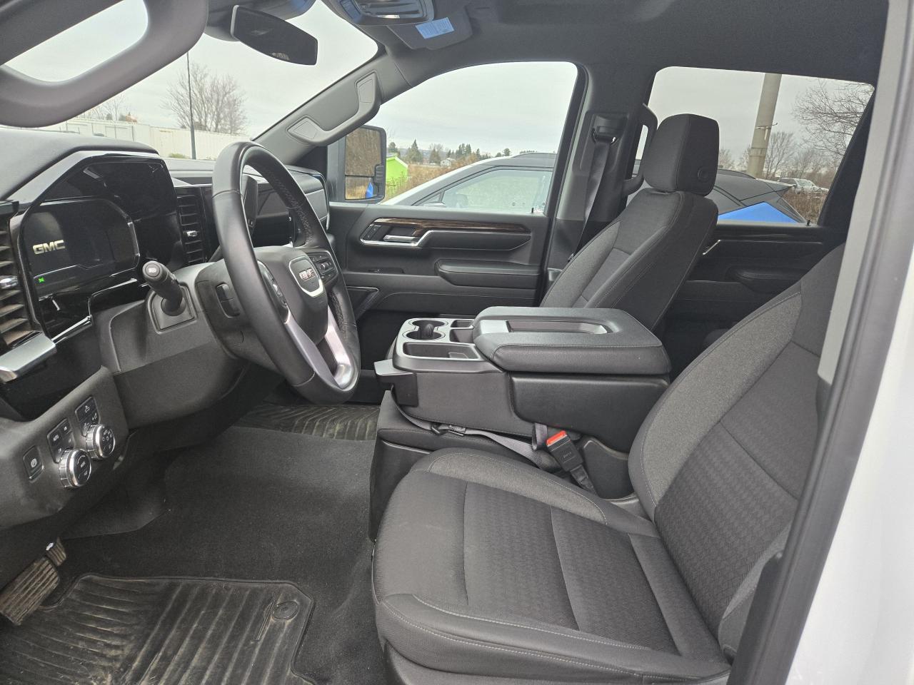 2024 GMC Sierra 2500 SLE - Photo #7