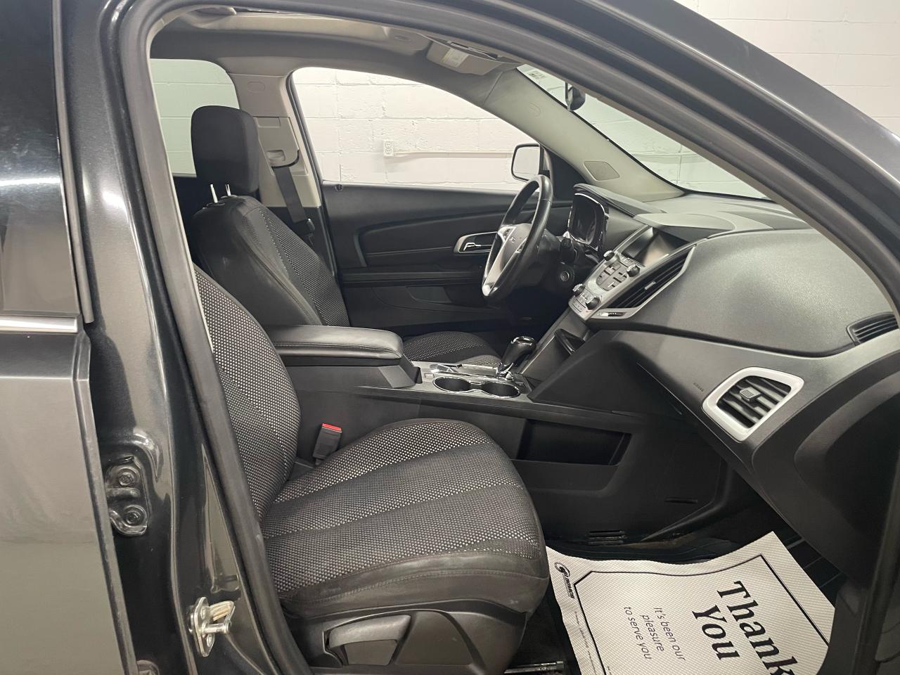 2017 GMC Terrain SLE Photo11