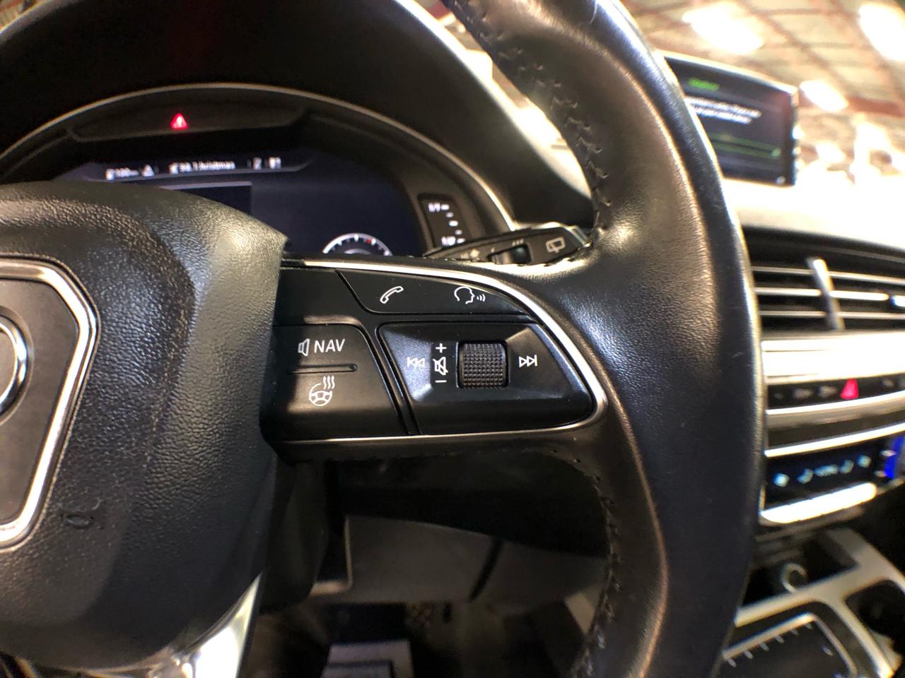 2019 Audi Q7 TECHNIK S-LINE AWD 7 PASS NAVI LEATHER PAN/ROOF Photo