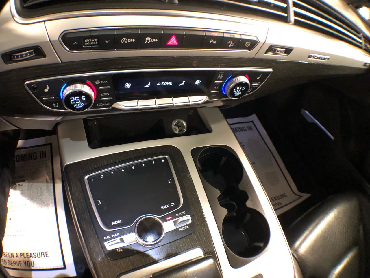 2019 Audi Q7 TECHNIK S-LINE AWD 7 PASS NAVI LEATHER PAN/ROOF Photo