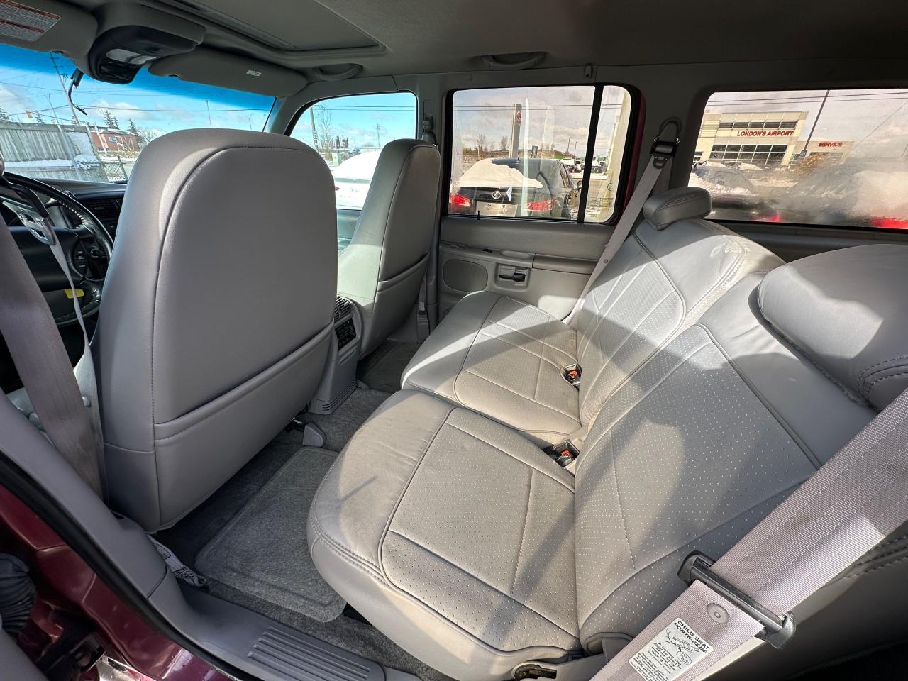 1995 Ford Explorer EDDIE BAUER, 4X4, ONLY 56,000KMS, CERTIFIED - Photo #13