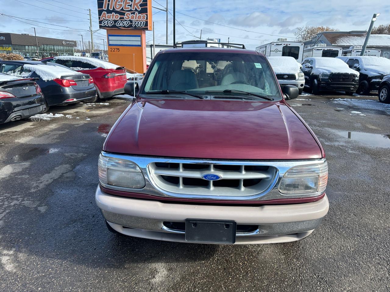 1995 Ford Explorer EDDIE BAUER, 4X4, ONLY 56,000KMS, CERTIFIED - Photo #8