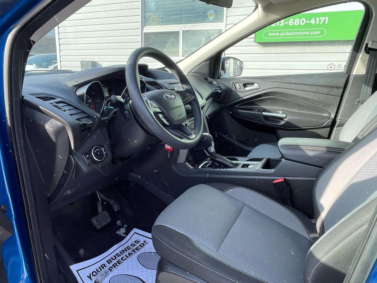 2017 Ford Escape SE - Photo #8