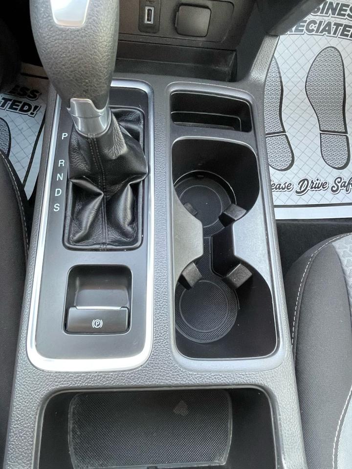 2017 Ford Escape SE - Photo #16