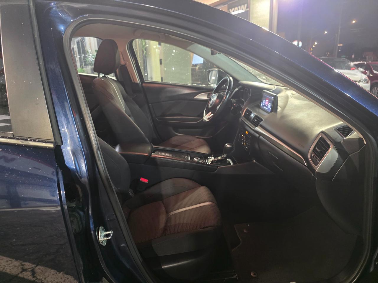 2018 Mazda MAZDA3 GS Backup Camera | BSM | Heated Seats | Heated Steering | Bluetooth Photo