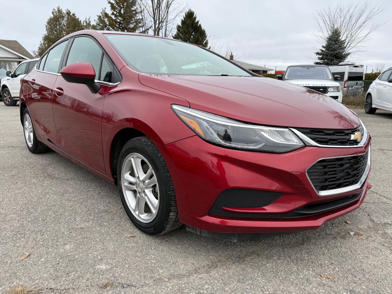 2018 Chevrolet Cruze LT Auto AutoStart! Heated Seats ! Photo