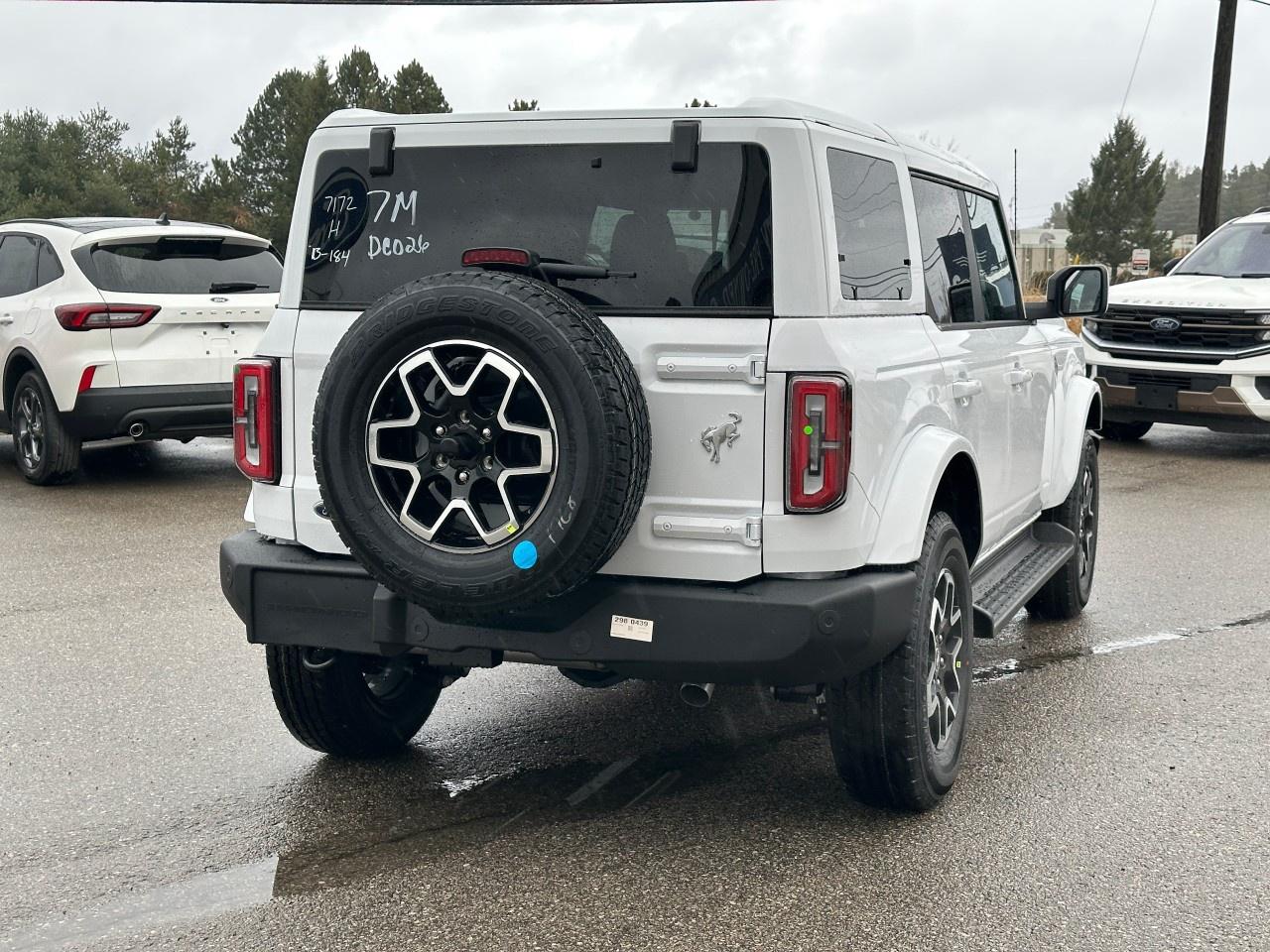 2025 Ford Bronco OUTER BANKS 4 DOOR 4X4 Photo