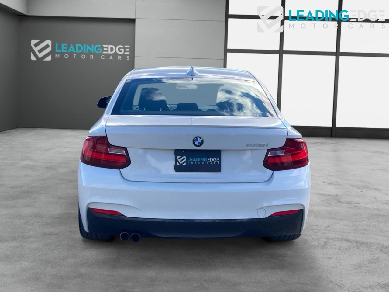 2015 BMW 2-Series 228 i Photo