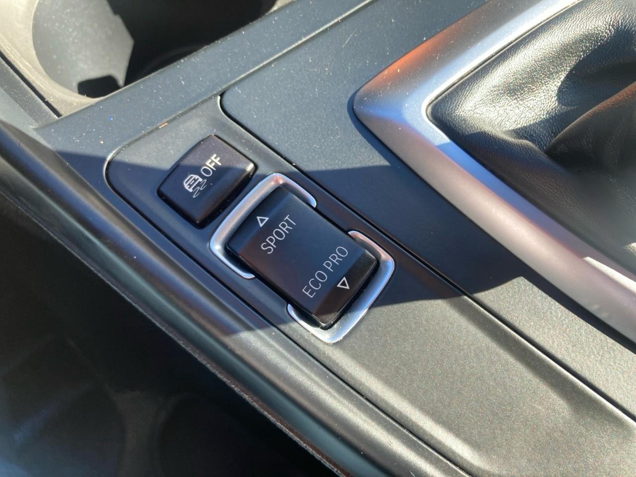 2015 BMW 2-Series 228 i Photo