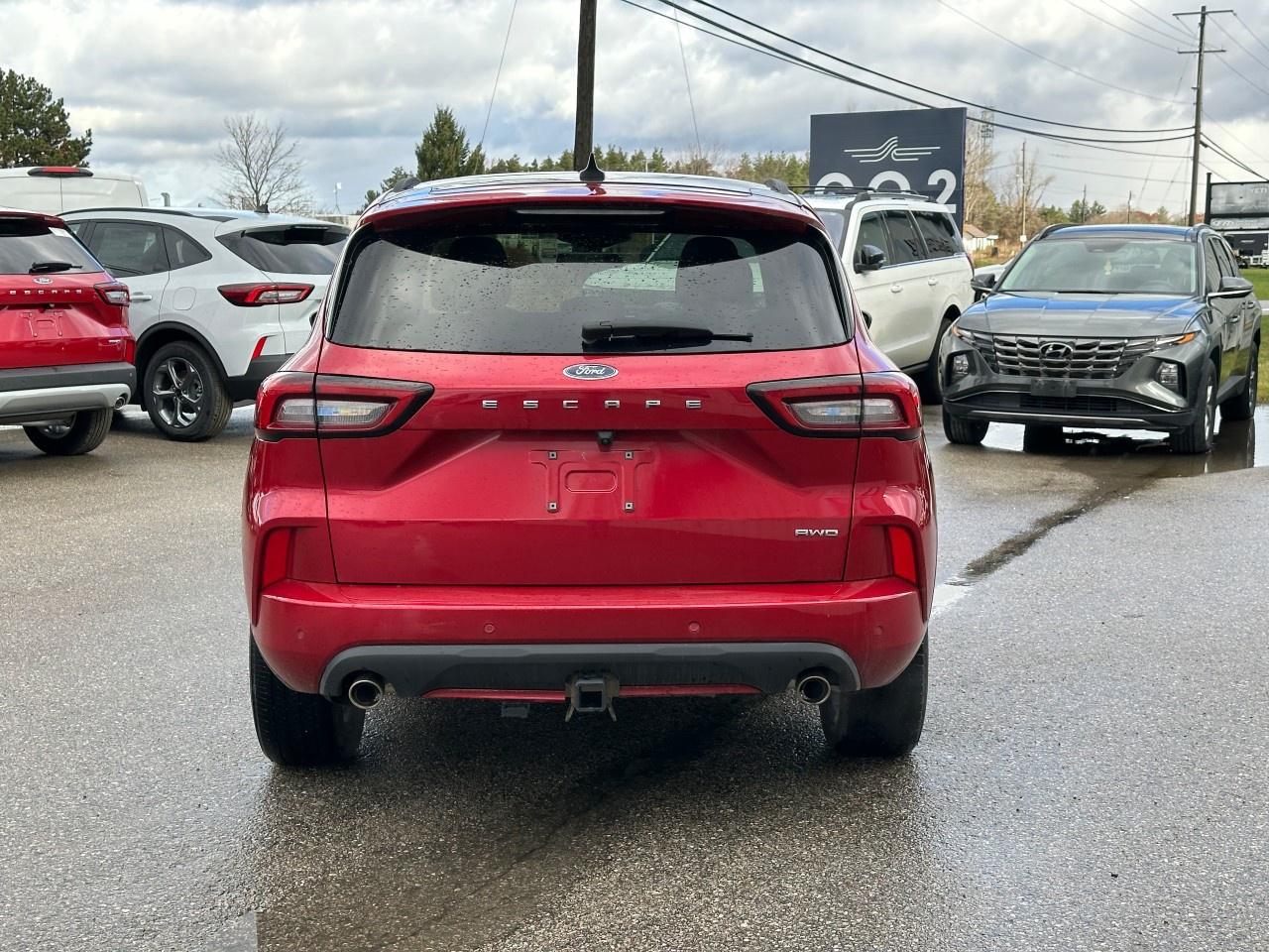 2023 Ford Escape ST-Line Select AWD Photo