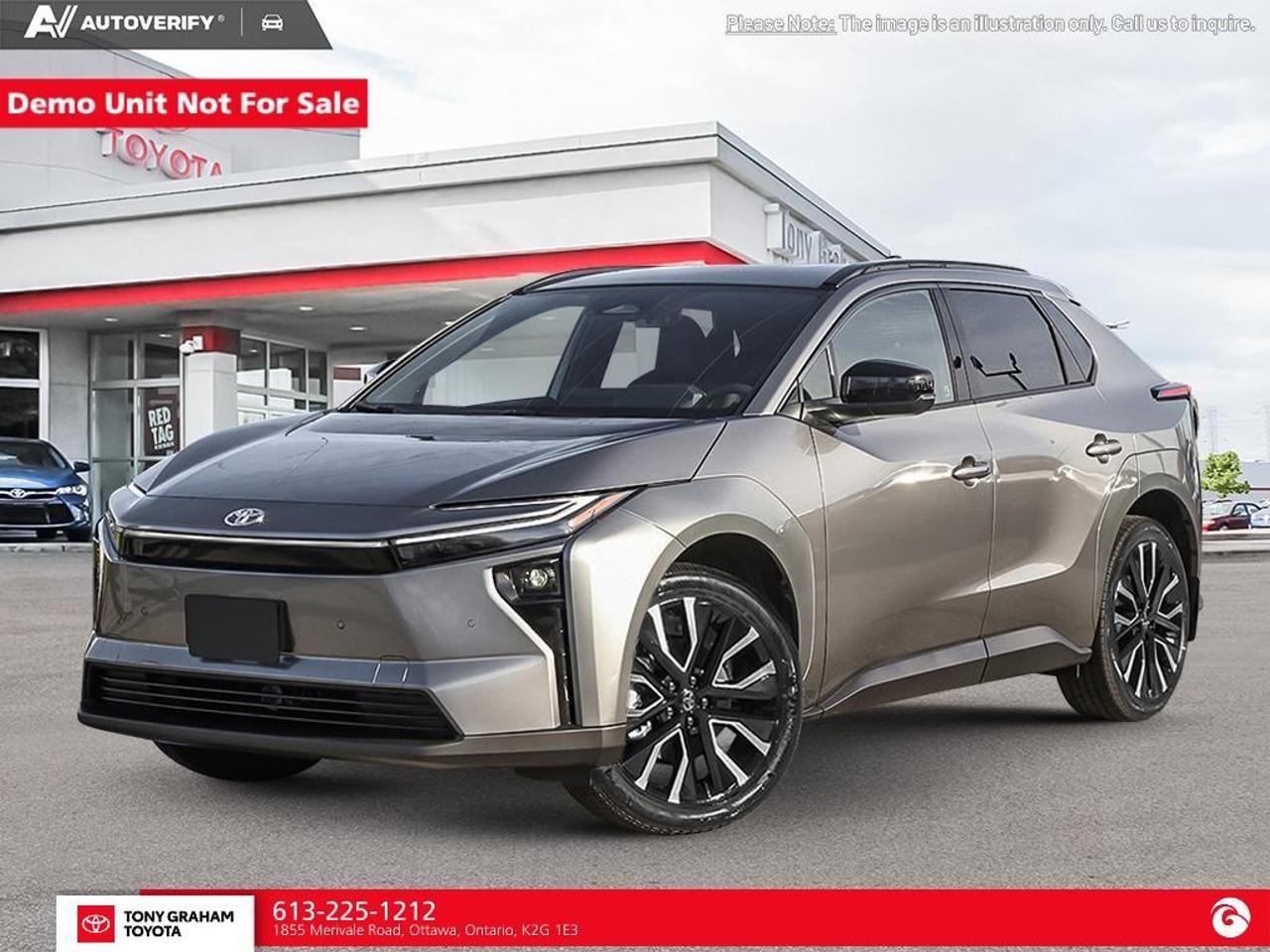 <p>DEMO UNIT</p><p>INSTALLED: XPEL FULL HOOD, CARGO LINER, BODY SIDE MOULDINGS, BLACKOUT BADGES</p>