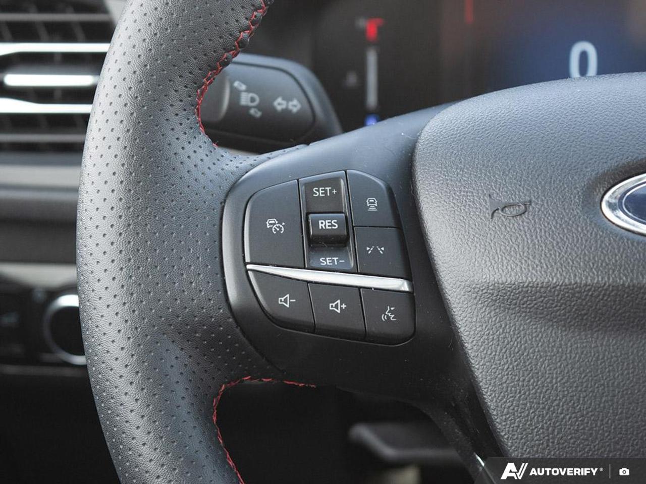 2025 Ford Escape ST-Line Tech Package With Moonroof Photo