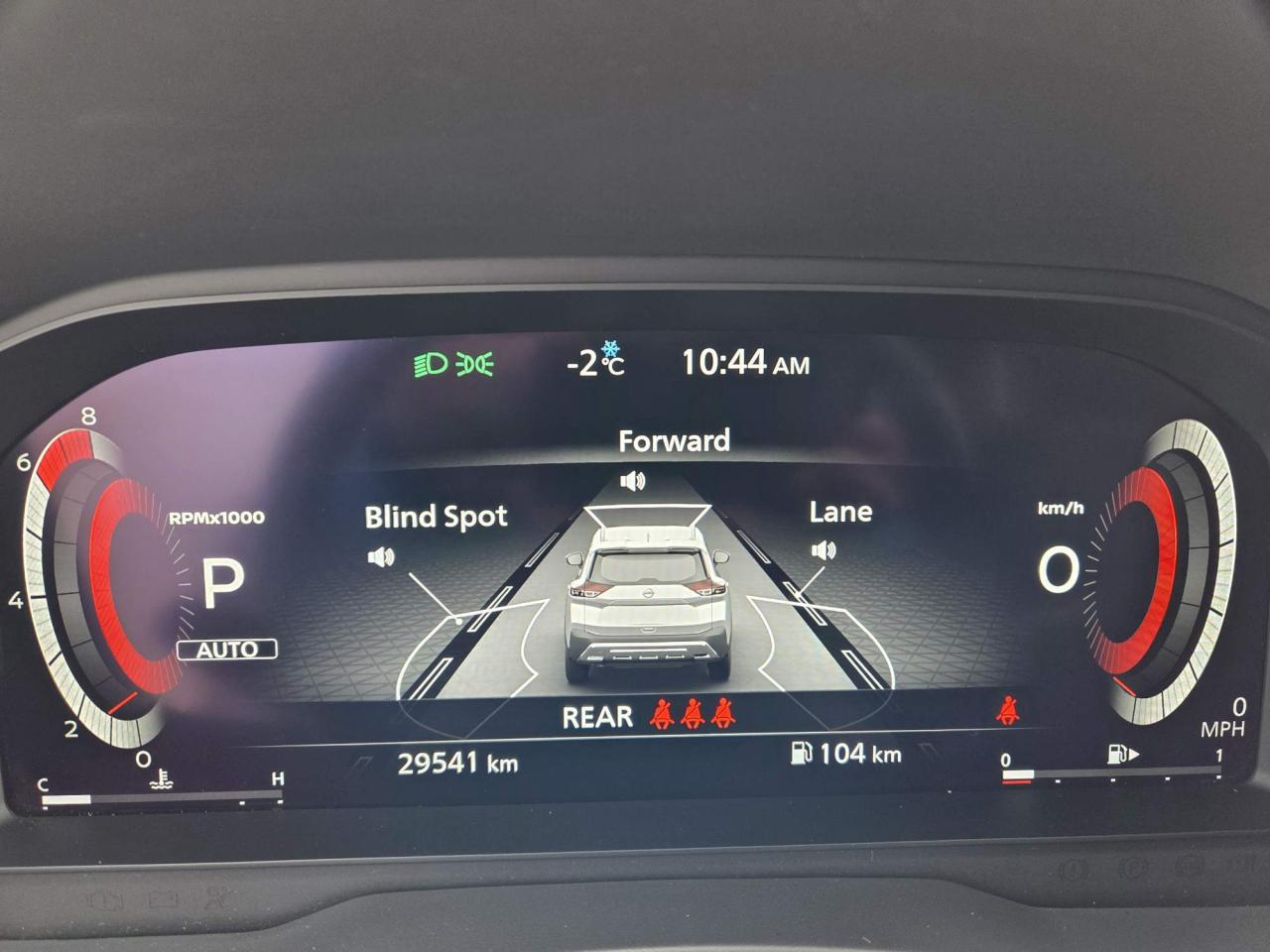 2022 Nissan Rogue Platinum One Owner | Leather | Navigation | Moonroof | 19" Wheels Photo