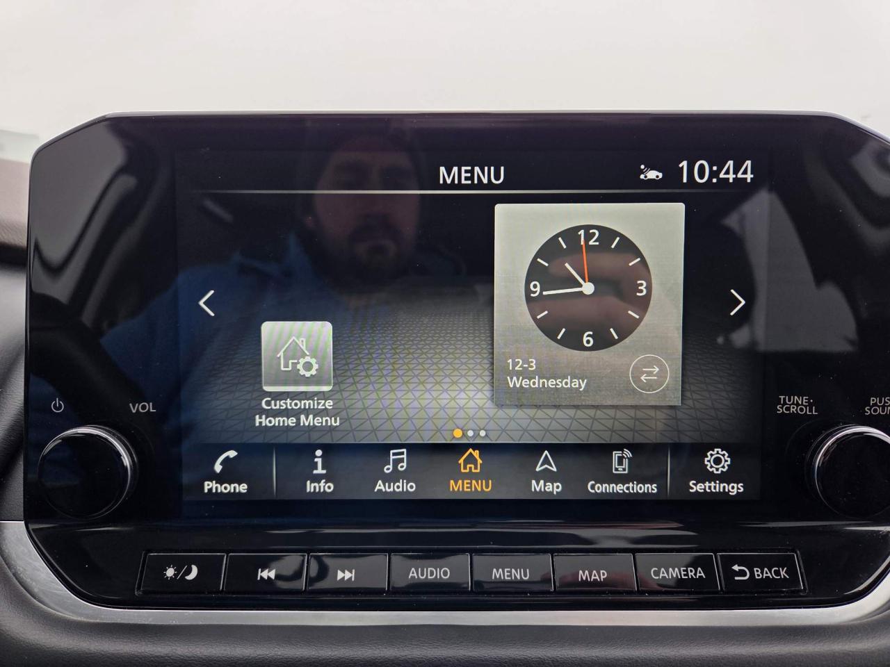 2022 Nissan Rogue Platinum One Owner | Leather | Navigation | Moonroof | 19" Wheels Photo