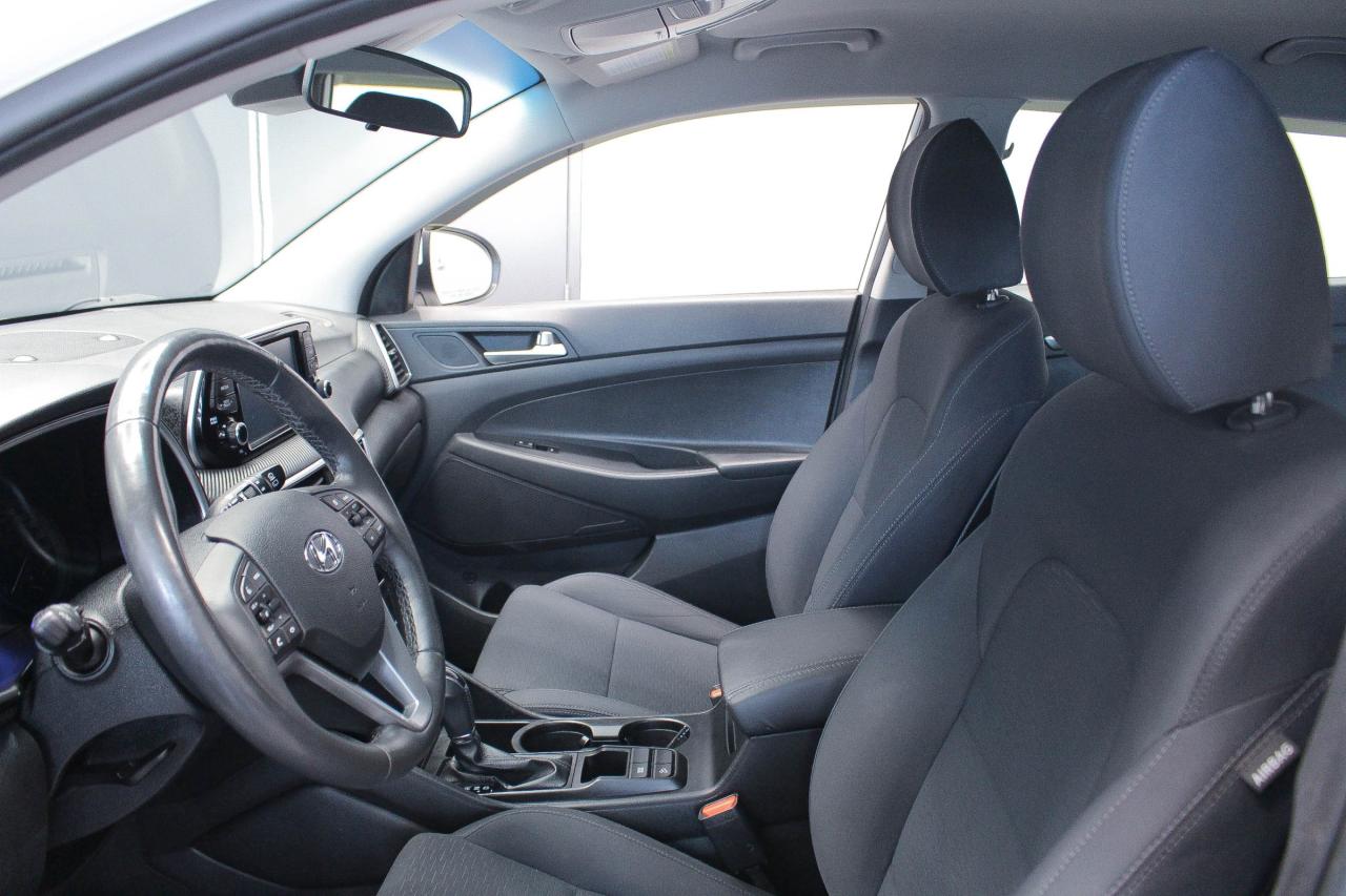 2019 Hyundai Tucson Preferred LOW KMS - CLOTH UPHOLSTERY - HEATED FRONT AND REAR SEATS Photo