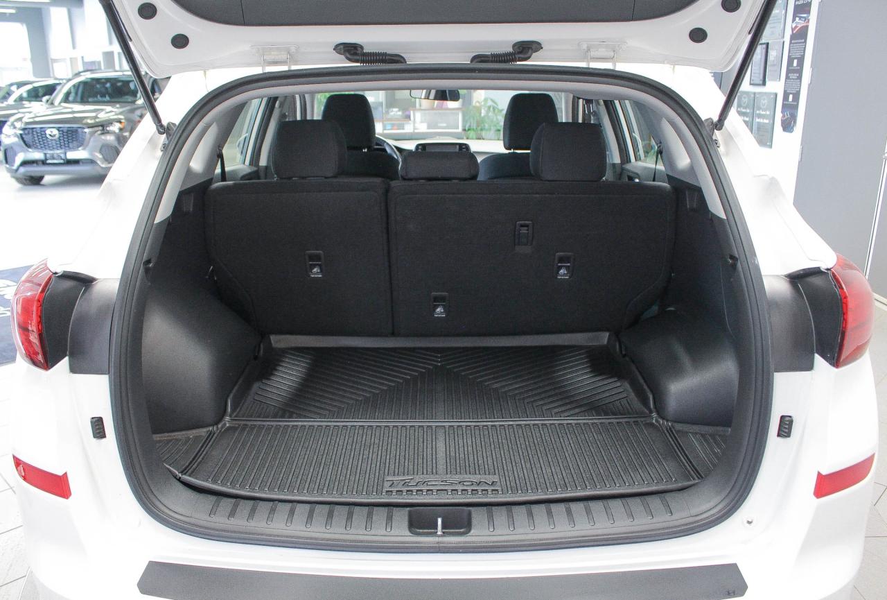 2019 Hyundai Tucson Preferred LOW KMS - CLOTH UPHOLSTERY - HEATED FRONT AND REAR SEATS Photo