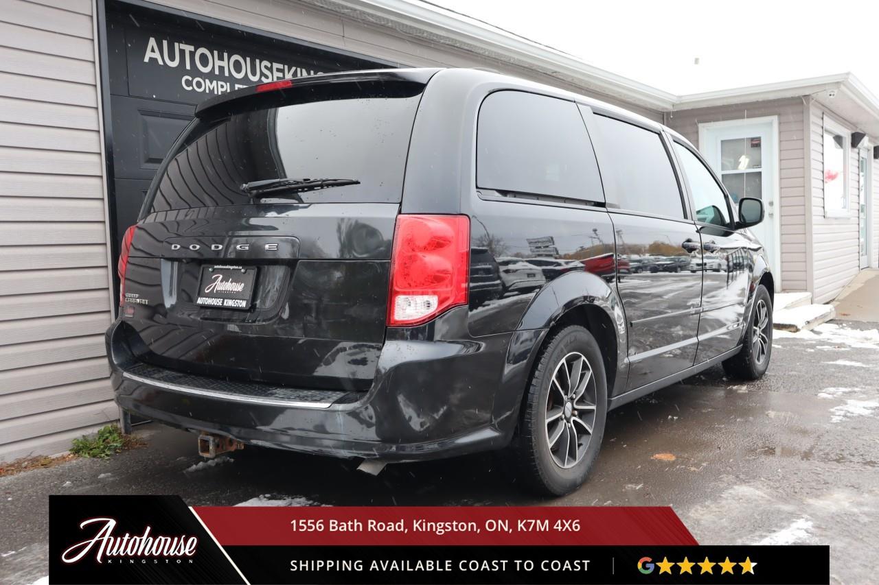 2016 Dodge Grand Caravan DVD ENTERTAINMENT SYSTEM - POWER SLIDERS Photo