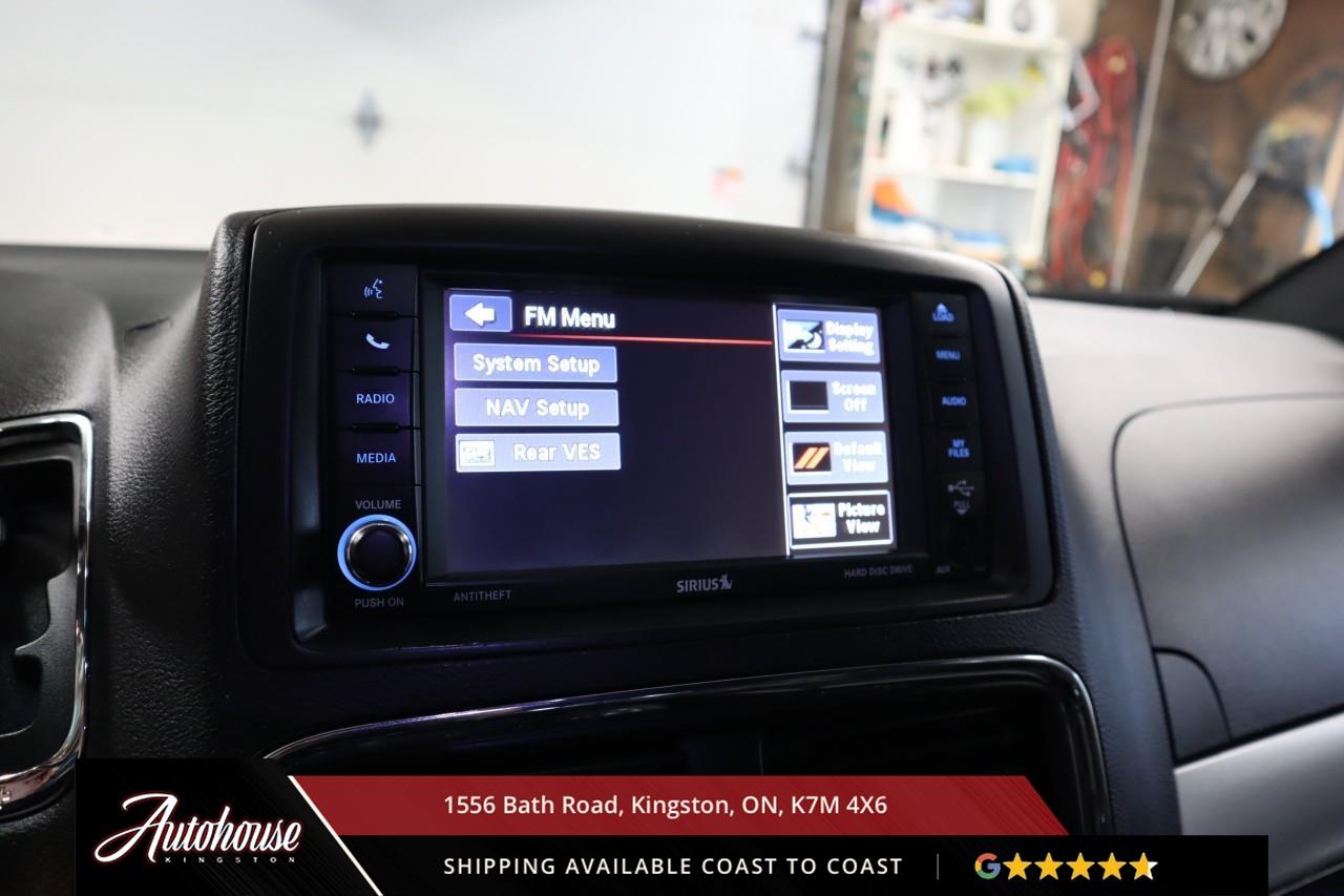 2016 Dodge Grand Caravan DVD ENTERTAINMENT SYSTEM - POWER SLIDERS Photo