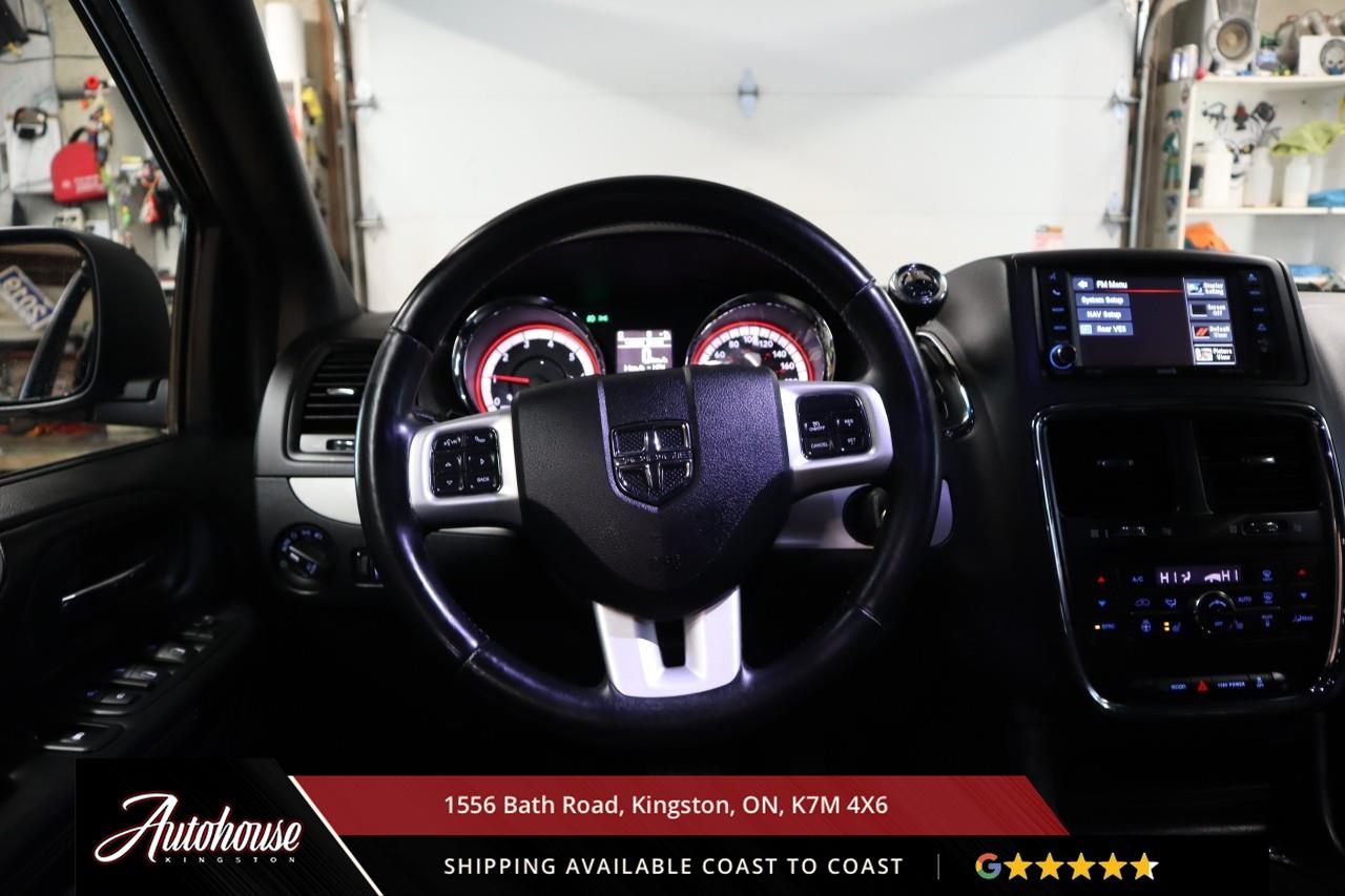 2016 Dodge Grand Caravan DVD ENTERTAINMENT SYSTEM - POWER SLIDERS Photo