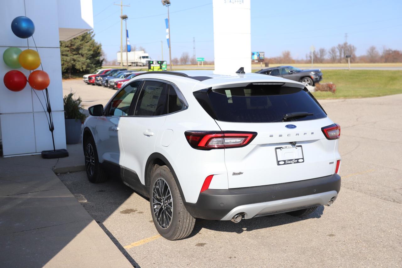 2026 Ford Escape PHEV FWD Photo